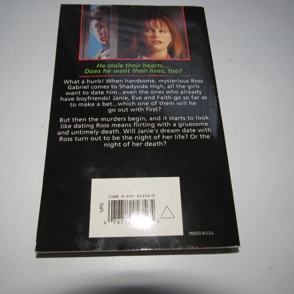 R.L. Stine Fear Street The New Boy Vintage Paperback Horror 1990s - Picture 3 of 3